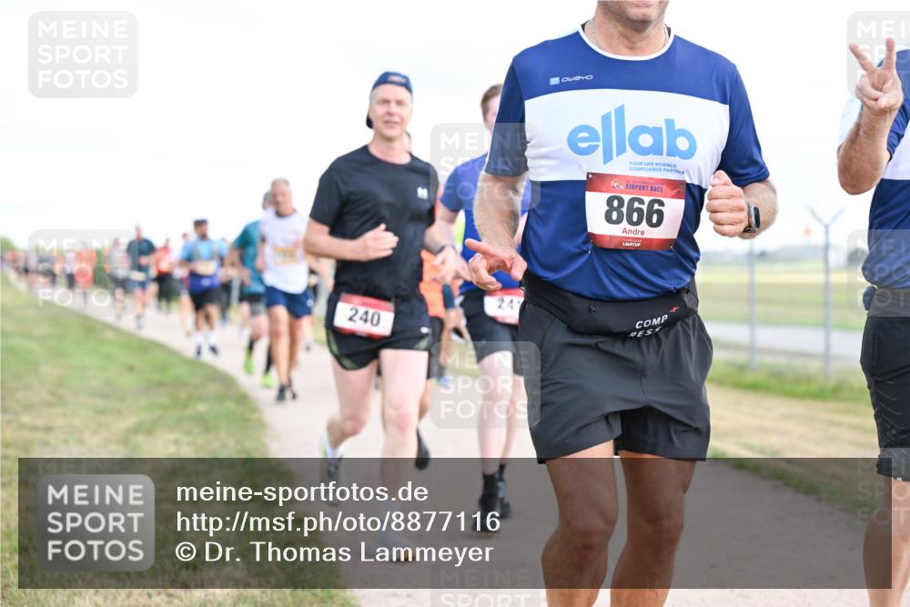 14.09.2025 - Airport Race Dr. Thomas Lammeyer http://msf.ph/oto/8877116 14.09.2025 12:22:25 Laufen 240, 241, 866 meine-sportfotos.de