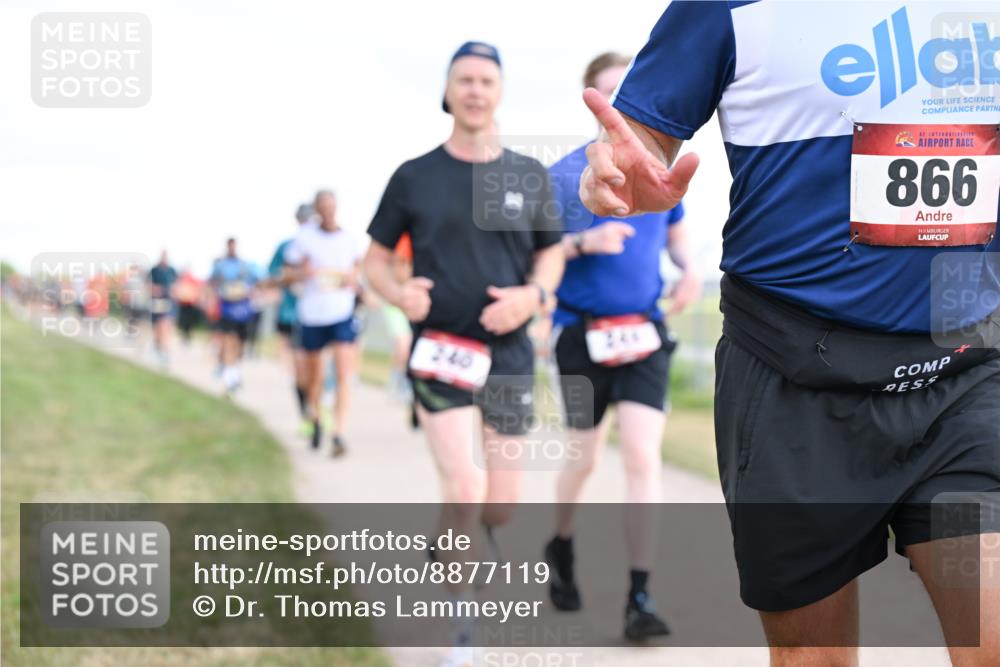 14.09.2025 - Airport Race Dr. Thomas Lammeyer http://msf.ph/oto/8877119 14.09.2025 12:22:25 Laufen 240, 866 meine-sportfotos.de
