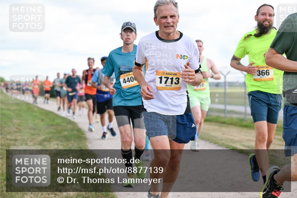 14.09.2025 - Airport Race Dr. Thomas Lammeyer http://msf.ph/oto/8877139 14.09.2025 12:22:28 Laufen 366, 440, 1713 meine-sportfotos.de