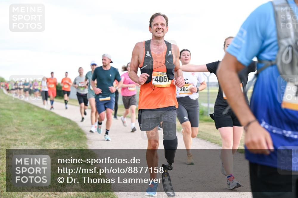 14.09.2025 - Airport Race Dr. Thomas Lammeyer http://msf.ph/oto/8877158 14.09.2025 12:22:31 Laufen 405, 15, 203, 10 meine-sportfotos.de