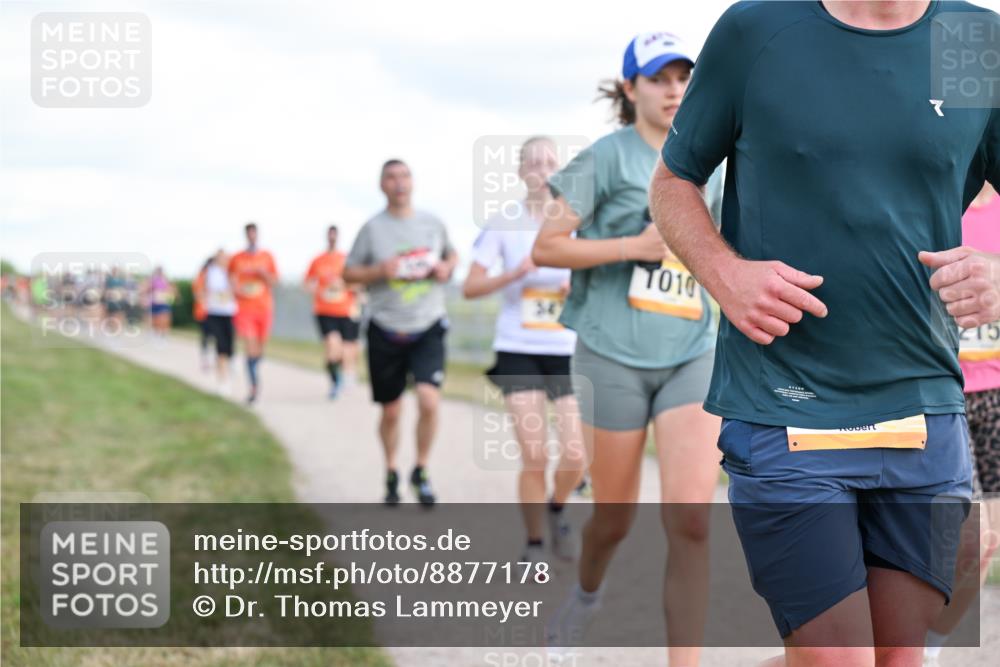 14.09.2025 - Airport Race Dr. Thomas Lammeyer http://msf.ph/oto/8877178 14.09.2025 12:22:34 Laufen 347, 010 meine-sportfotos.de