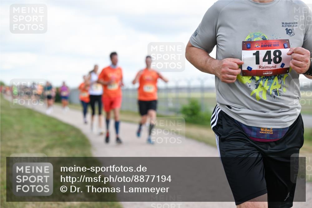 14.09.2025 - Airport Race Dr. Thomas Lammeyer http://msf.ph/oto/8877194 14.09.2025 12:22:37 Laufen 36, 10, 42, 148 meine-sportfotos.de