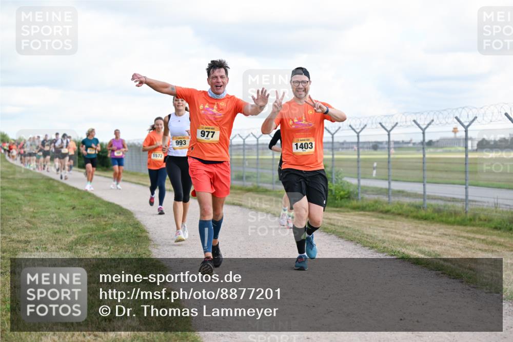 14.09.2025 - Airport Race Dr. Thomas Lammeyer http://msf.ph/oto/8877201 14.09.2025 12:22:38 Laufen 1572, 993, 977, 1403 meine-sportfotos.de