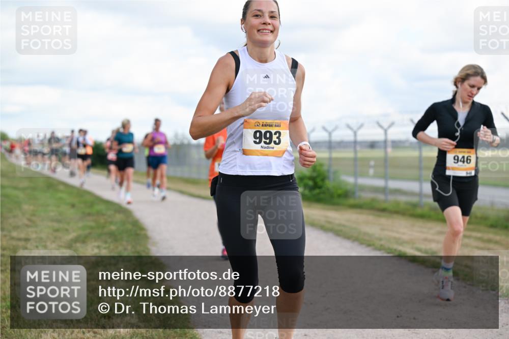 14.09.2025 - Airport Race Dr. Thomas Lammeyer http://msf.ph/oto/8877218 14.09.2025 12:22:41 Laufen 993, 946 meine-sportfotos.de