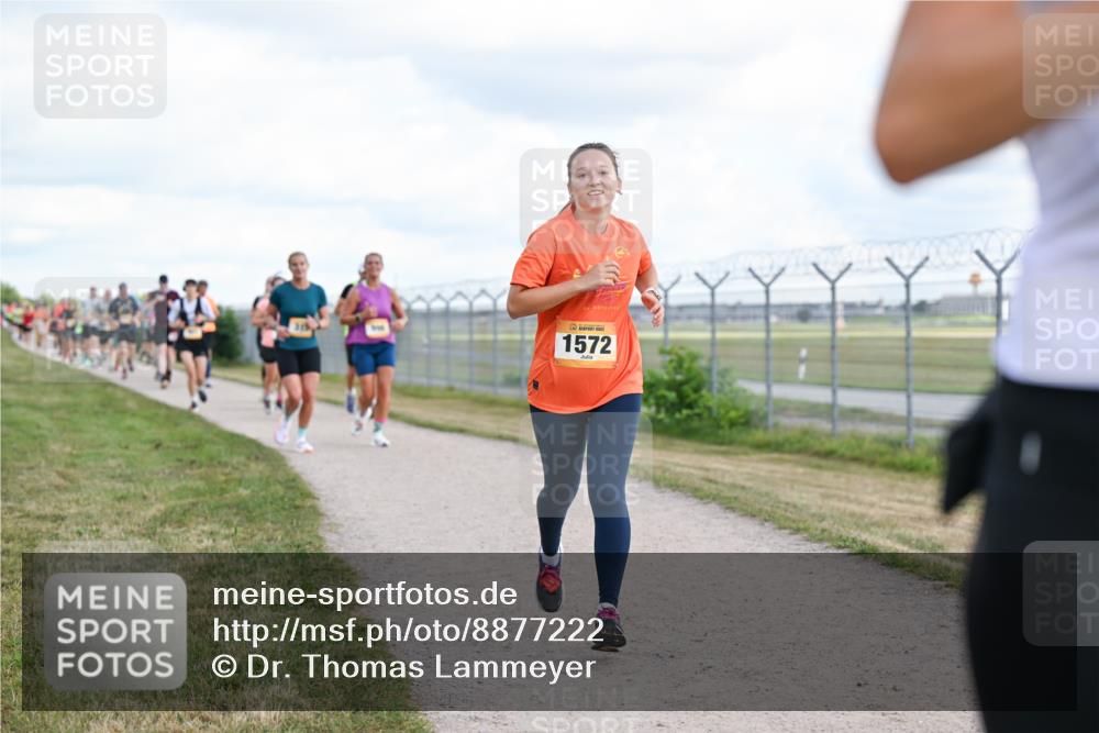 14.09.2025 - Airport Race Dr. Thomas Lammeyer http://msf.ph/oto/8877222 14.09.2025 12:22:42 Laufen 1572 meine-sportfotos.de
