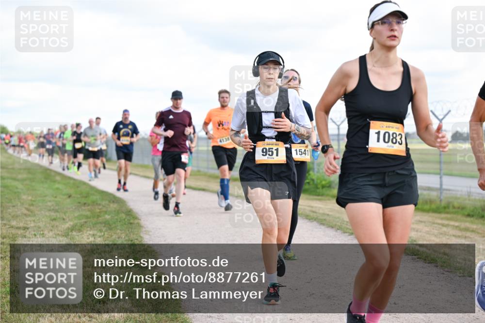 14.09.2025 - Airport Race Dr. Thomas Lammeyer http://msf.ph/oto/8877261 14.09.2025 12:22:49 Laufen 4138, 951, 1541, 1083 meine-sportfotos.de
