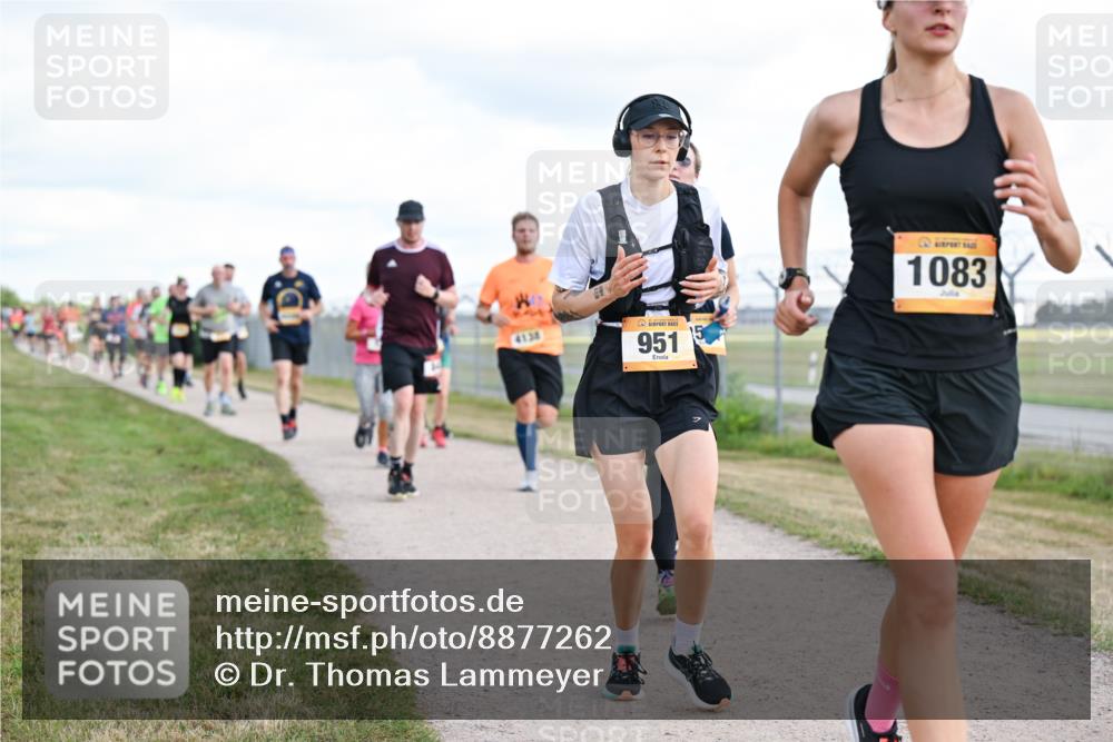 14.09.2025 - Airport Race Dr. Thomas Lammeyer http://msf.ph/oto/8877262 14.09.2025 12:22:49 Laufen 4138, 951, 1083 meine-sportfotos.de