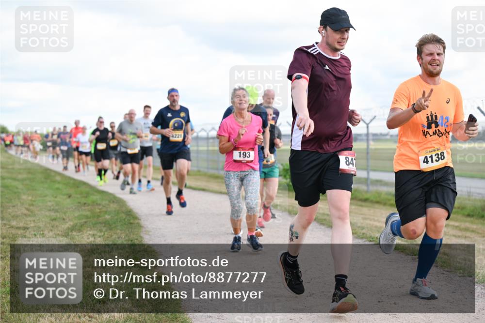 14.09.2025 - Airport Race Dr. Thomas Lammeyer http://msf.ph/oto/8877277 14.09.2025 12:22:52 Laufen 193, 84, 42, 4138 meine-sportfotos.de