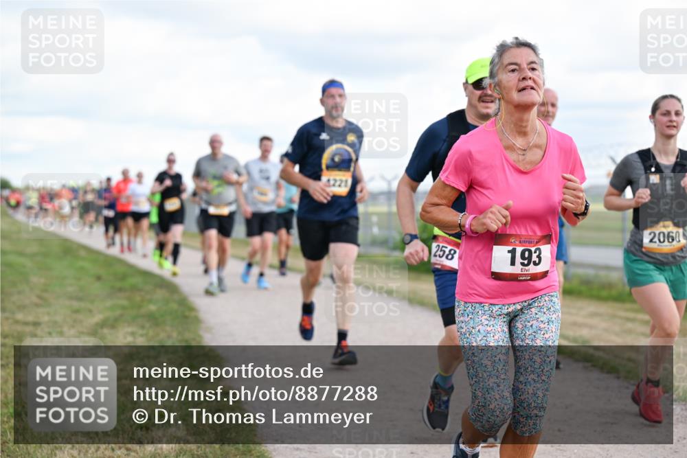 14.09.2025 - Airport Race Dr. Thomas Lammeyer http://msf.ph/oto/8877288 14.09.2025 12:22:53 Laufen 258, 193, 2060 meine-sportfotos.de