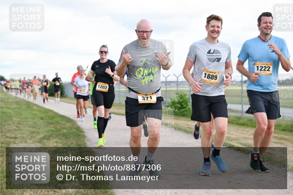 14.09.2025 - Airport Race Dr. Thomas Lammeyer http://msf.ph/oto/8877306 14.09.2025 12:22:57 Laufen 10, 1202, 371, 1889, 1222 meine-sportfotos.de