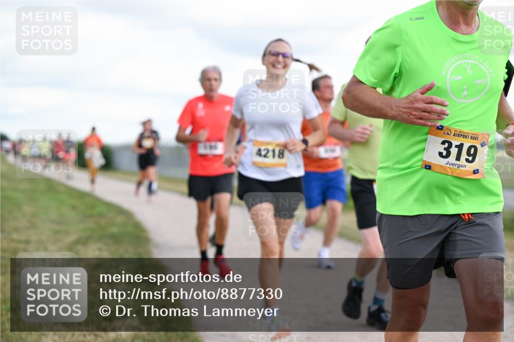 14.09.2025 - Airport Race Dr. Thomas Lammeyer http://msf.ph/oto/8877330 14.09.2025 12:23:01 Laufen 4218, 42, 319 meine-sportfotos.de