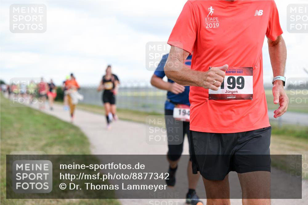 14.09.2025 - Airport Race Dr. Thomas Lammeyer http://msf.ph/oto/8877342 14.09.2025 12:23:03 Laufen 194, 2019, 2, 99 meine-sportfotos.de