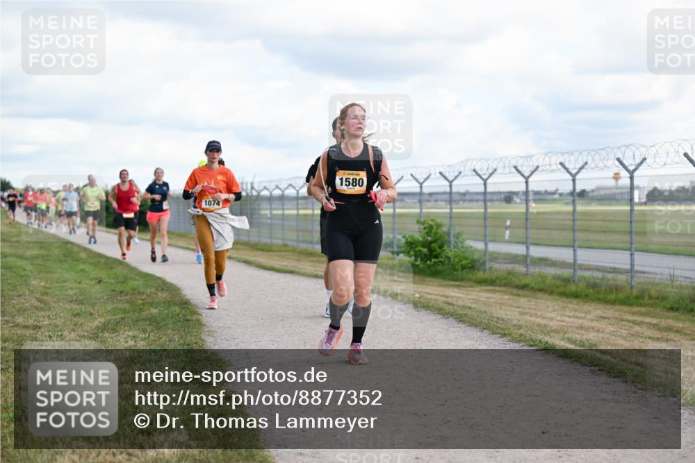 14.09.2025 - Airport Race Dr. Thomas Lammeyer http://msf.ph/oto/8877352 14.09.2025 12:23:05 Laufen 1074, 1580 meine-sportfotos.de