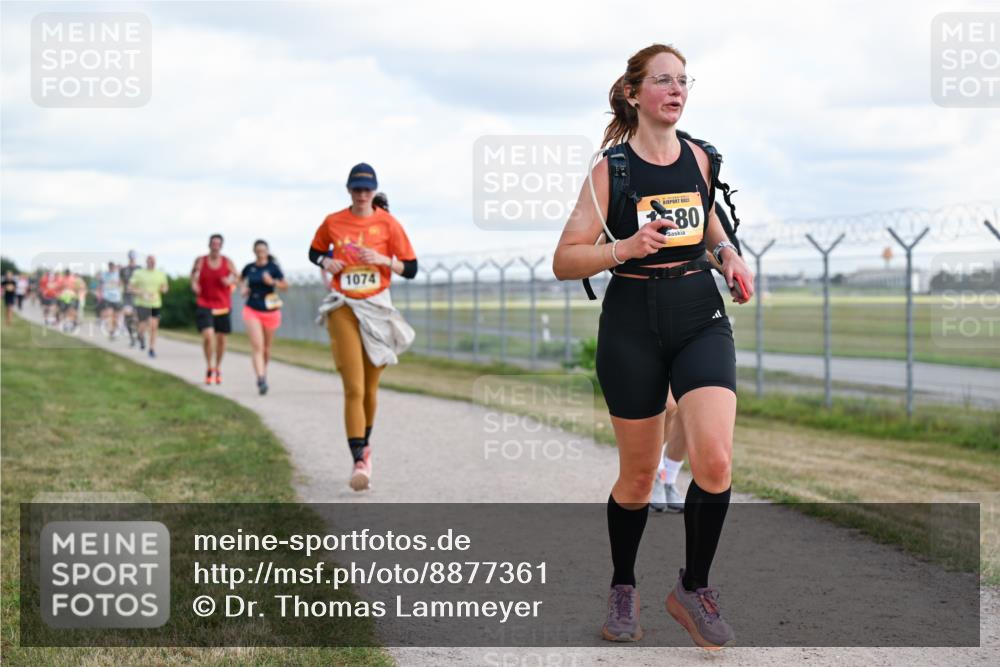 14.09.2025 - Airport Race Dr. Thomas Lammeyer http://msf.ph/oto/8877361 14.09.2025 12:23:07 Laufen 1074, 80 meine-sportfotos.de