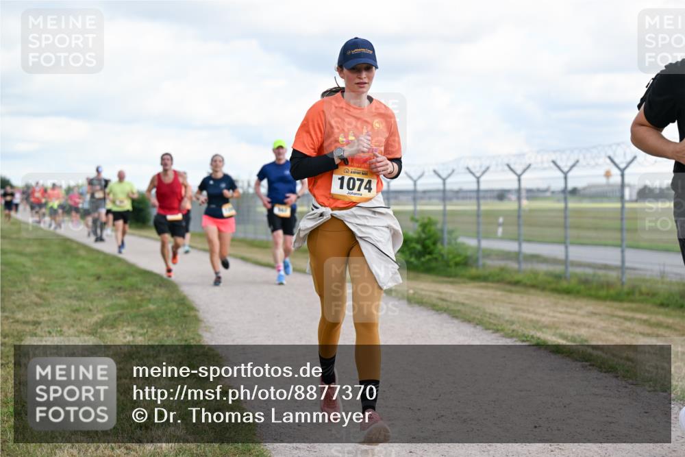 14.09.2025 - Airport Race Dr. Thomas Lammeyer http://msf.ph/oto/8877370 14.09.2025 12:23:08 Laufen 1074 meine-sportfotos.de