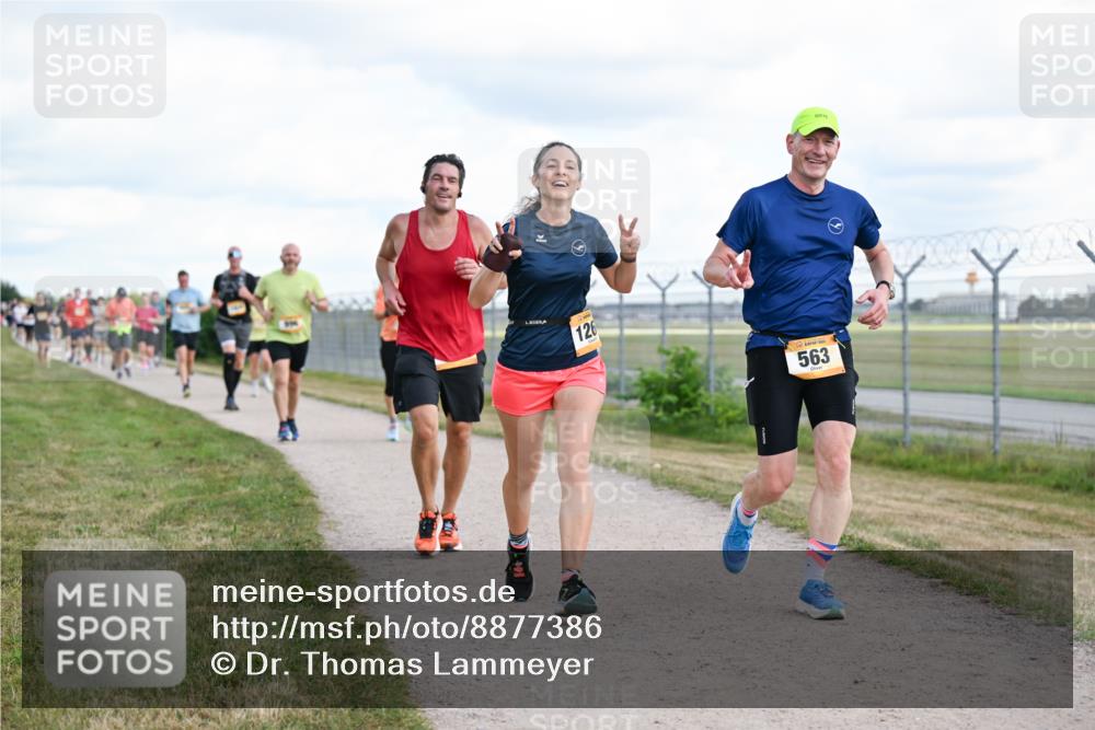 14.09.2025 - Airport Race Dr. Thomas Lammeyer http://msf.ph/oto/8877386 14.09.2025 12:23:12 Laufen 126, 563 meine-sportfotos.de