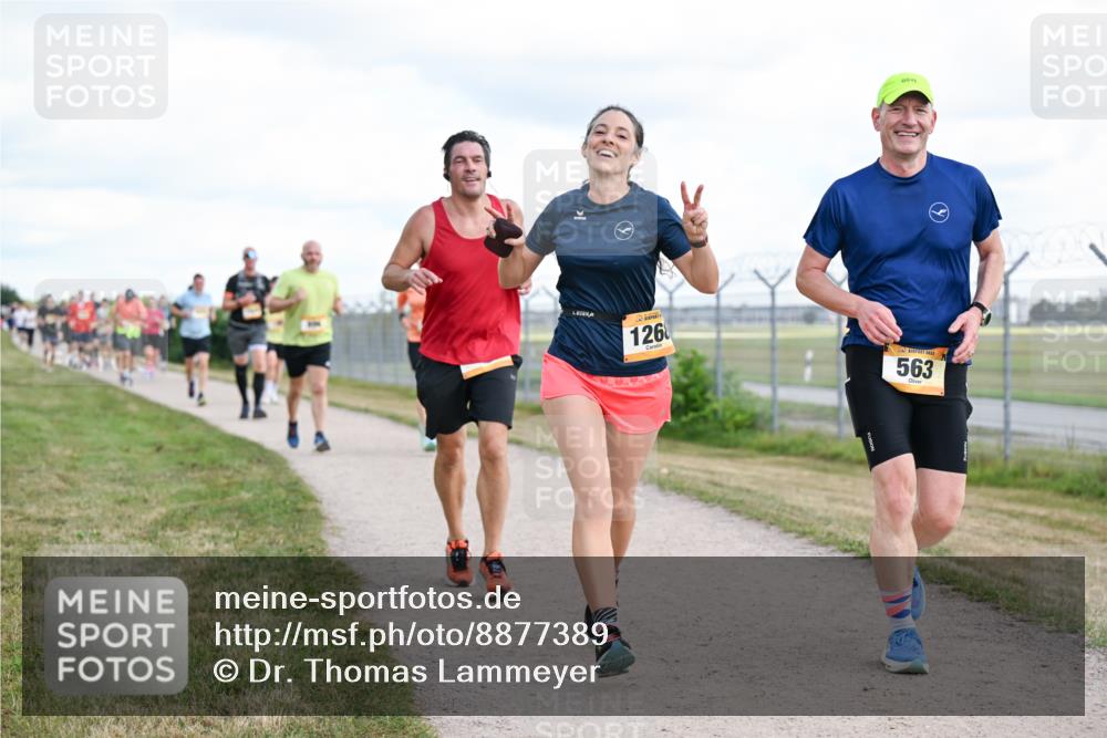 14.09.2025 - Airport Race Dr. Thomas Lammeyer http://msf.ph/oto/8877389 14.09.2025 12:23:12 Laufen 126, 563 meine-sportfotos.de
