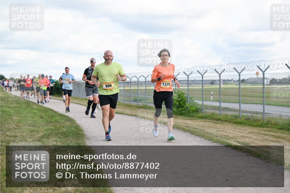 14.09.2025 - Airport Race Dr. Thomas Lammeyer http://msf.ph/oto/8877402 14.09.2025 12:23:14 Laufen 4025, 996, 1375 meine-sportfotos.de