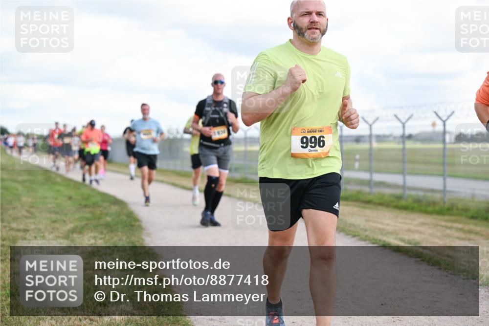 14.09.2025 - Airport Race Dr. Thomas Lammeyer http://msf.ph/oto/8877418 14.09.2025 12:23:17 Laufen 996 meine-sportfotos.de