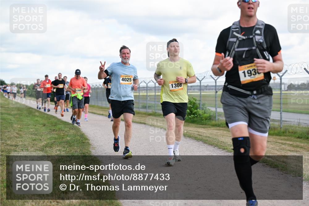 14.09.2025 - Airport Race Dr. Thomas Lammeyer http://msf.ph/oto/8877433 14.09.2025 12:23:19 Laufen 260, 4025, 1308, 193 meine-sportfotos.de