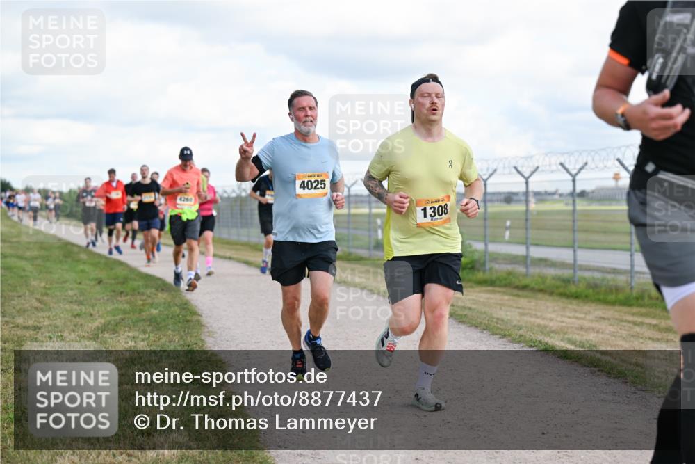 14.09.2025 - Airport Race Dr. Thomas Lammeyer http://msf.ph/oto/8877437 14.09.2025 12:23:20 Laufen 4260, 4025, 1308 meine-sportfotos.de
