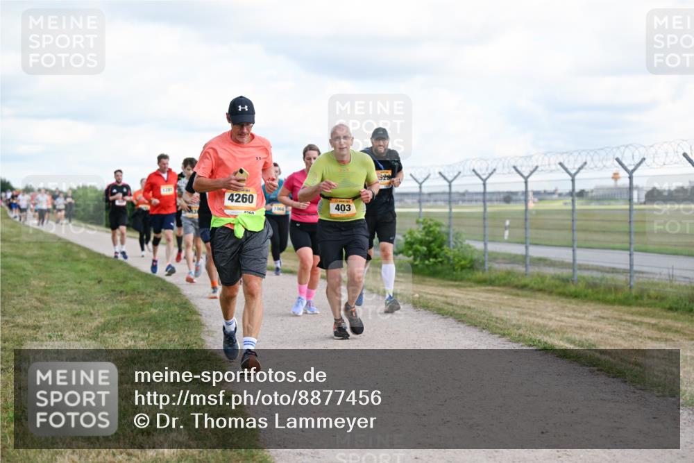 14.09.2025 - Airport Race Dr. Thomas Lammeyer http://msf.ph/oto/8877456 14.09.2025 12:23:23 Laufen 1201, 4260, 4360, 403 meine-sportfotos.de