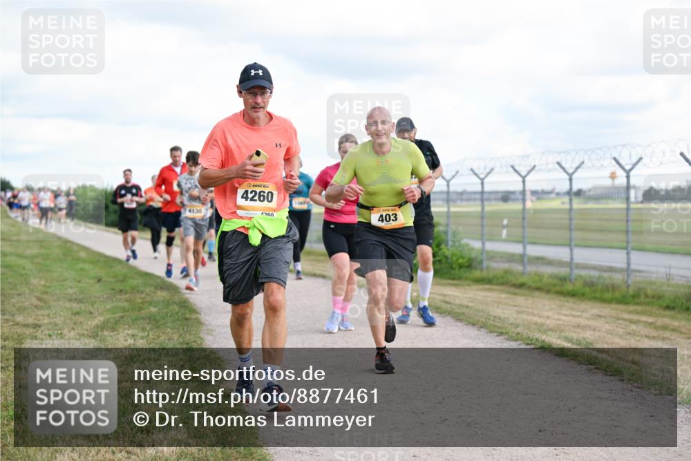 14.09.2025 - Airport Race Dr. Thomas Lammeyer http://msf.ph/oto/8877461 14.09.2025 12:23:23 Laufen 4130, 4260, 4260, 403 meine-sportfotos.de