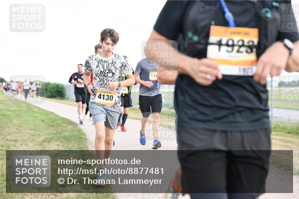 14.09.2025 - Airport Race Dr. Thomas Lammeyer http://msf.ph/oto/8877481 14.09.2025 12:23:27 Laufen 4130, 134, 4923 meine-sportfotos.de