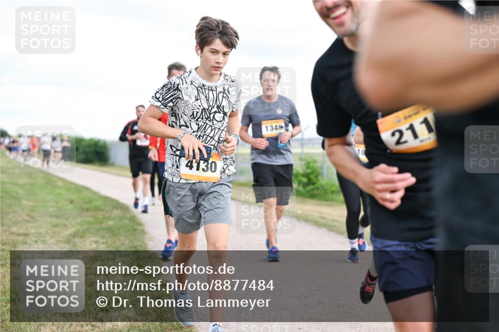 14.09.2025 - Airport Race Dr. Thomas Lammeyer http://msf.ph/oto/8877484 14.09.2025 12:23:27 Laufen 4130, 1340, 10, 211 meine-sportfotos.de