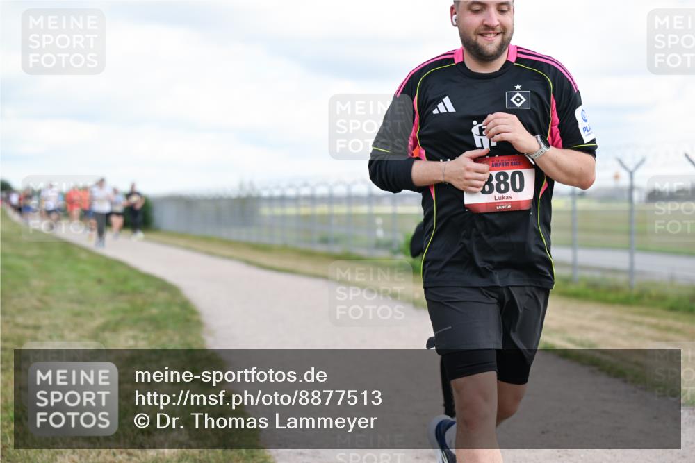 14.09.2025 - Airport Race Dr. Thomas Lammeyer http://msf.ph/oto/8877513 14.09.2025 12:23:32 Laufen 880 meine-sportfotos.de