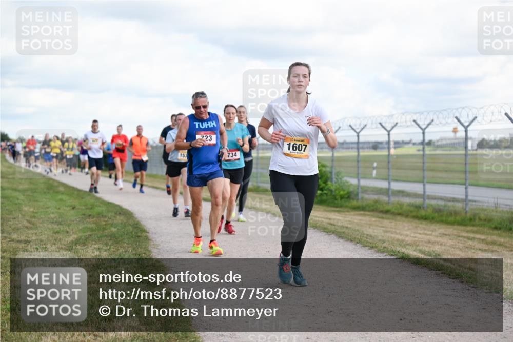 14.09.2025 - Airport Race Dr. Thomas Lammeyer http://msf.ph/oto/8877523 14.09.2025 12:23:41 Laufen 153, 723, 734, 1607 meine-sportfotos.de
