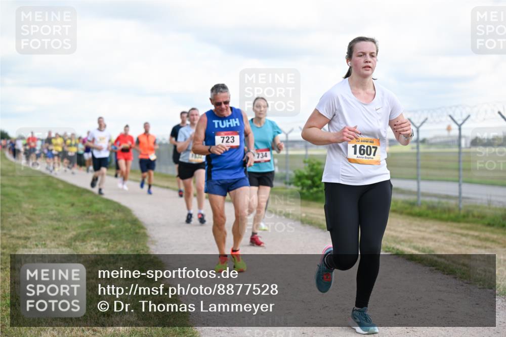14.09.2025 - Airport Race Dr. Thomas Lammeyer http://msf.ph/oto/8877528 14.09.2025 12:23:42 Laufen 723, 734, 1607 meine-sportfotos.de