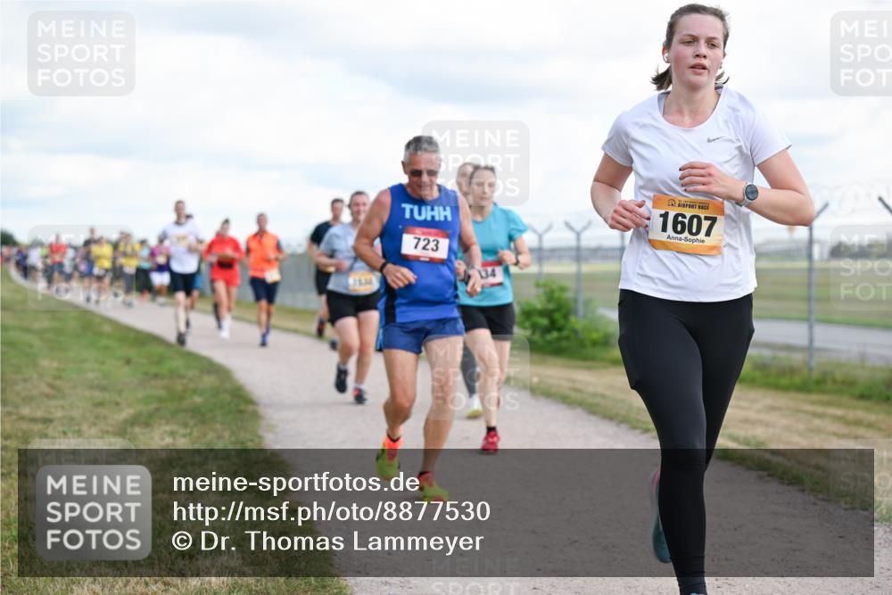14.09.2025 - Airport Race Dr. Thomas Lammeyer http://msf.ph/oto/8877530 14.09.2025 12:23:42 Laufen 3634, 723, 134, 1607 meine-sportfotos.de