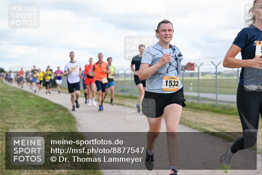14.09.2025 - Airport Race Dr. Thomas Lammeyer http://msf.ph/oto/8877547 14.09.2025 12:23:45 Laufen 1532 meine-sportfotos.de