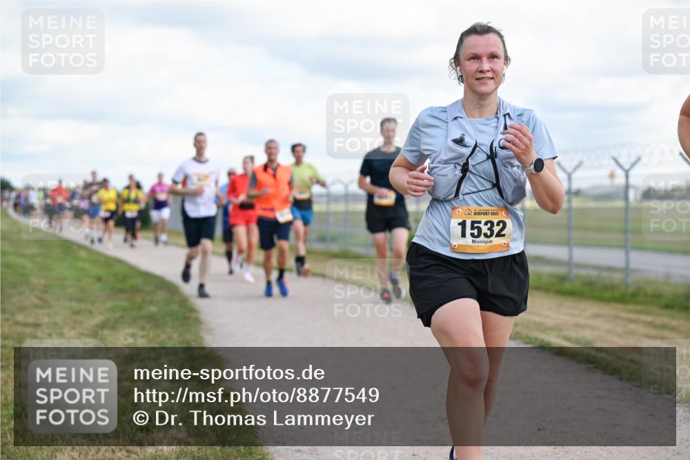 14.09.2025 - Airport Race Dr. Thomas Lammeyer http://msf.ph/oto/8877549 14.09.2025 12:23:45 Laufen 1532 meine-sportfotos.de