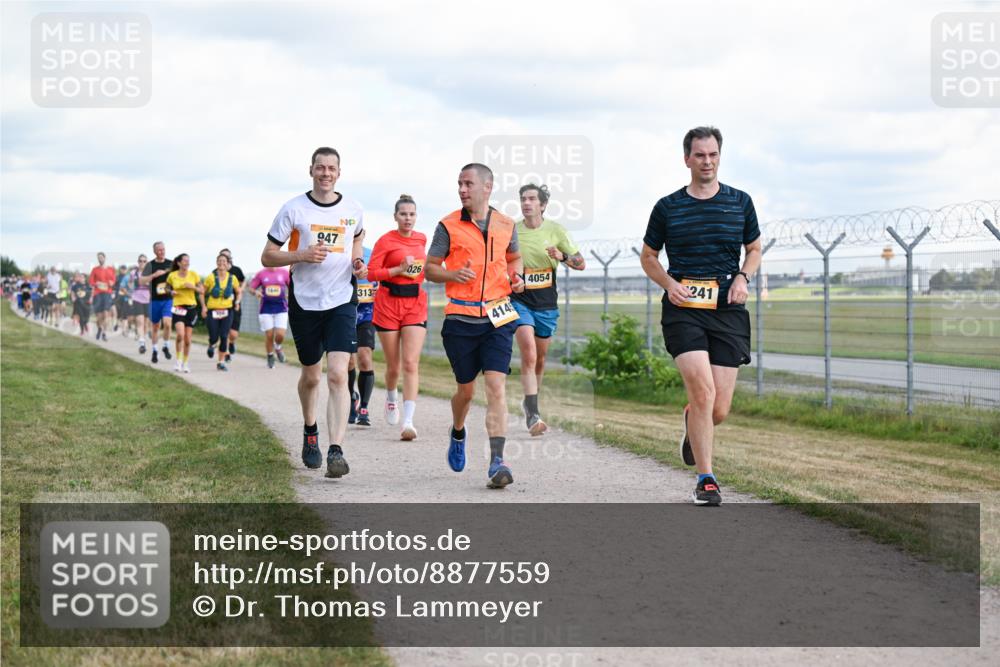 14.09.2025 - Airport Race Dr. Thomas Lammeyer http://msf.ph/oto/8877559 14.09.2025 12:23:46 Laufen 947, 313, 026, 414, 4054, 241 meine-sportfotos.de