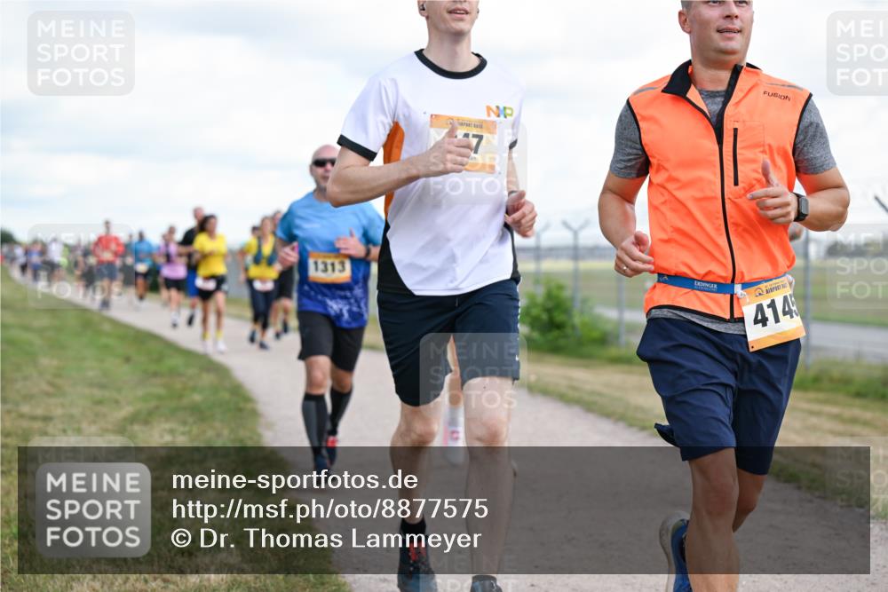 14.09.2025 - Airport Race Dr. Thomas Lammeyer http://msf.ph/oto/8877575 14.09.2025 12:23:49 Laufen 1313, 0, 414 meine-sportfotos.de