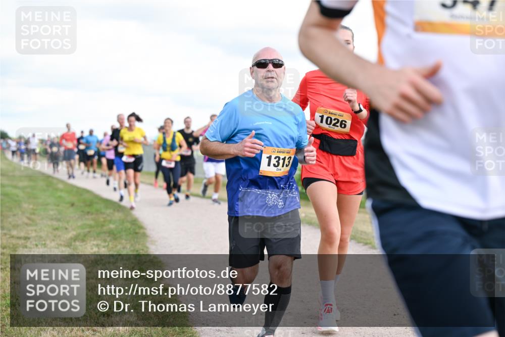 14.09.2025 - Airport Race Dr. Thomas Lammeyer http://msf.ph/oto/8877582 14.09.2025 12:23:50 Laufen 1026, 1313 meine-sportfotos.de
