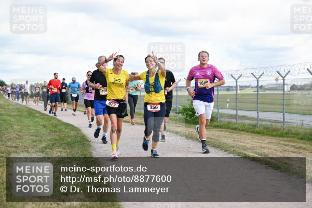 14.09.2025 - Airport Race Dr. Thomas Lammeyer http://msf.ph/oto/8877600 14.09.2025 12:23:52 Laufen 4133, 455, 1683, 877, 256, 1840 meine-sportfotos.de