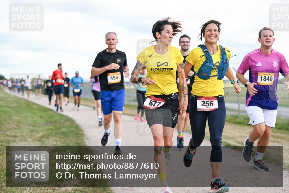 14.09.2025 - Airport Race Dr. Thomas Lammeyer http://msf.ph/oto/8877610 14.09.2025 12:23:54 Laufen 455, 877, 1840, 256 meine-sportfotos.de