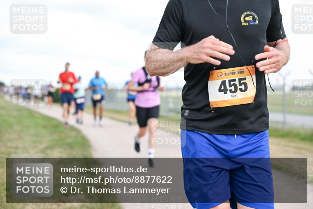 14.09.2025 - Airport Race Dr. Thomas Lammeyer http://msf.ph/oto/8877622 14.09.2025 12:23:56 Laufen 42, 455, 40, 2023 meine-sportfotos.de