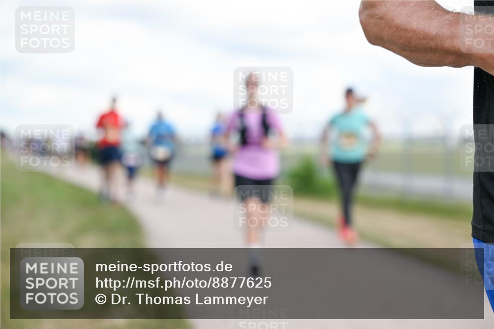 14.09.2025 - Airport Race Dr. Thomas Lammeyer http://msf.ph/oto/8877625 14.09.2025 12:23:56 Laufen  meine-sportfotos.de