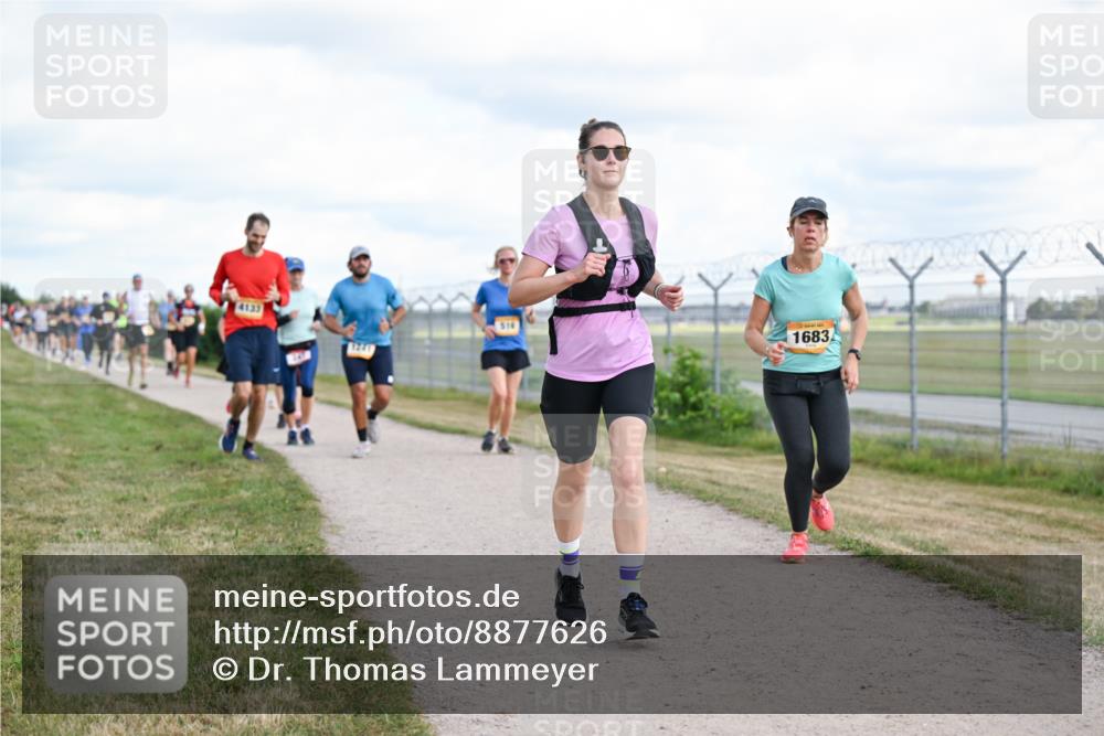 14.09.2025 - Airport Race Dr. Thomas Lammeyer http://msf.ph/oto/8877626 14.09.2025 12:23:56 Laufen 516, 1683 meine-sportfotos.de