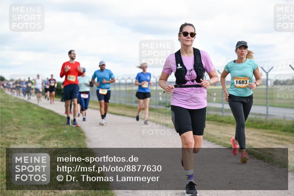 14.09.2025 - Airport Race Dr. Thomas Lammeyer http://msf.ph/oto/8877630 14.09.2025 12:23:57 Laufen 1683 meine-sportfotos.de