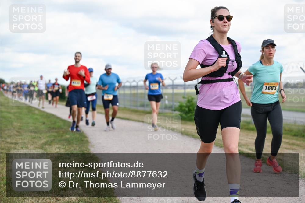 14.09.2025 - Airport Race Dr. Thomas Lammeyer http://msf.ph/oto/8877632 14.09.2025 12:23:57 Laufen 4155, 1683 meine-sportfotos.de