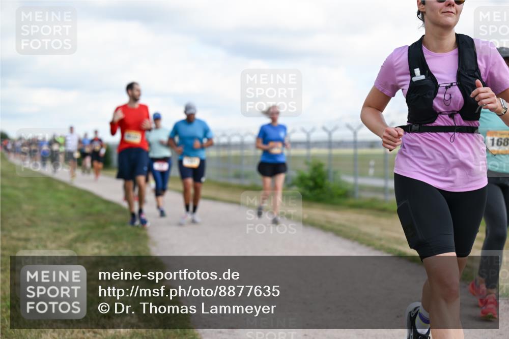 14.09.2025 - Airport Race Dr. Thomas Lammeyer http://msf.ph/oto/8877635 14.09.2025 12:23:58 Laufen 168 meine-sportfotos.de