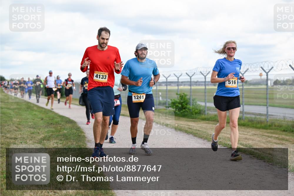 14.09.2025 - Airport Race Dr. Thomas Lammeyer http://msf.ph/oto/8877647 14.09.2025 12:23:59 Laufen 4133, 17, 1241, 516 meine-sportfotos.de