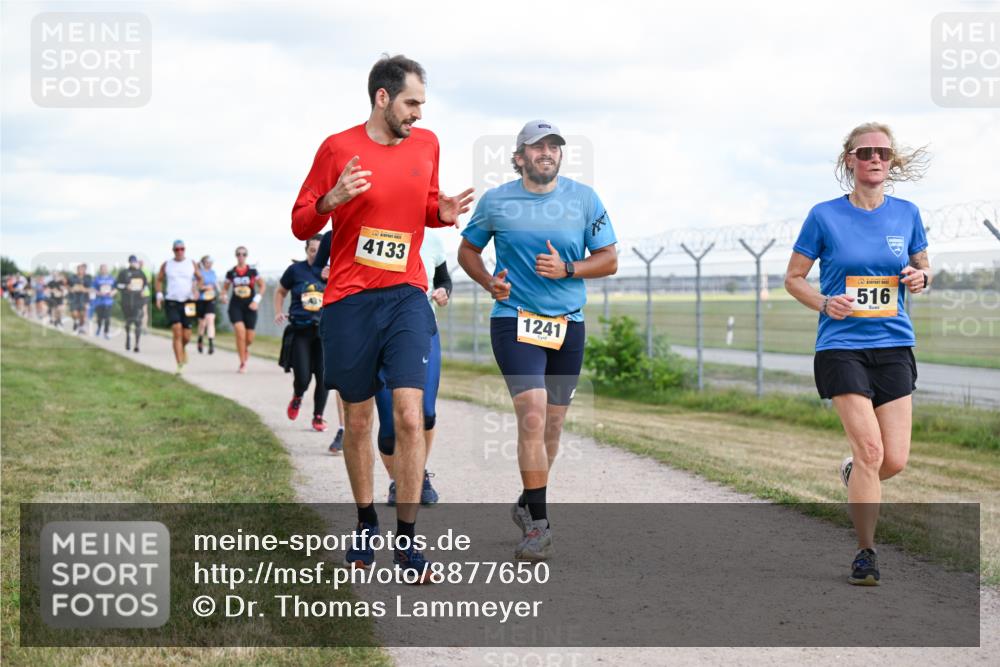 14.09.2025 - Airport Race Dr. Thomas Lammeyer http://msf.ph/oto/8877650 14.09.2025 12:24:00 Laufen 4133, 1241, 516 meine-sportfotos.de