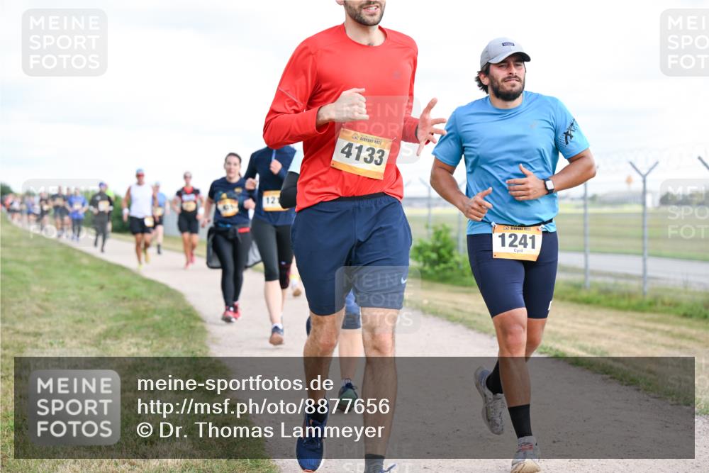14.09.2025 - Airport Race Dr. Thomas Lammeyer http://msf.ph/oto/8877656 14.09.2025 12:24:01 Laufen 4133, 1241 meine-sportfotos.de
