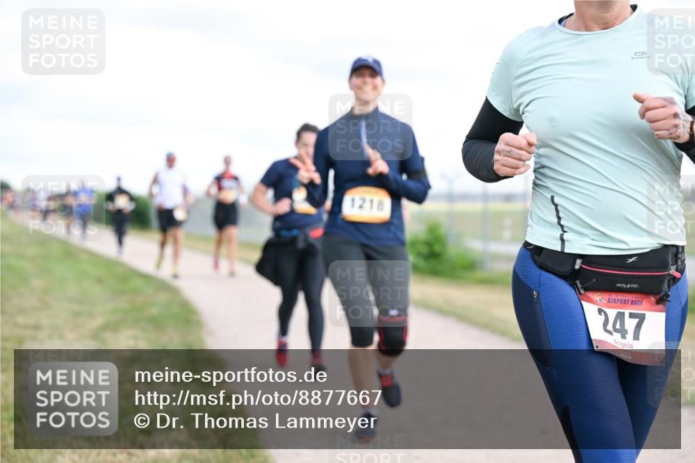 14.09.2025 - Airport Race Dr. Thomas Lammeyer http://msf.ph/oto/8877667 14.09.2025 12:24:02 Laufen 1218, 247 meine-sportfotos.de
